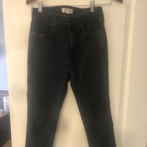 Madewell black skinny jeans size 28